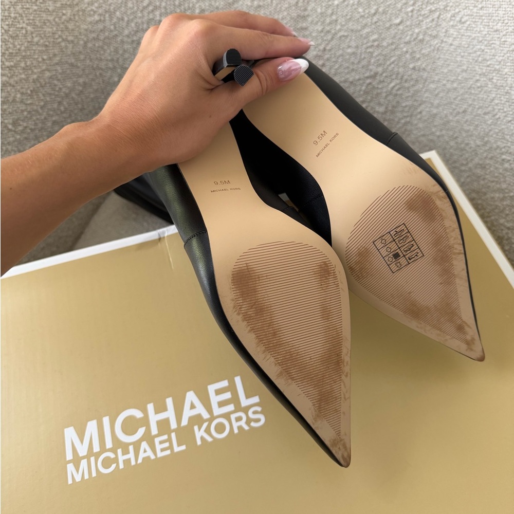 *NWT MICHAEL KORS Dawn Leather Boot - Picture 5 of 5